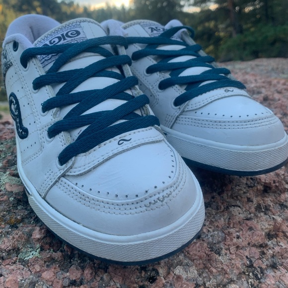 Vintage Adio Skate Shoe - Picture 7 of 15